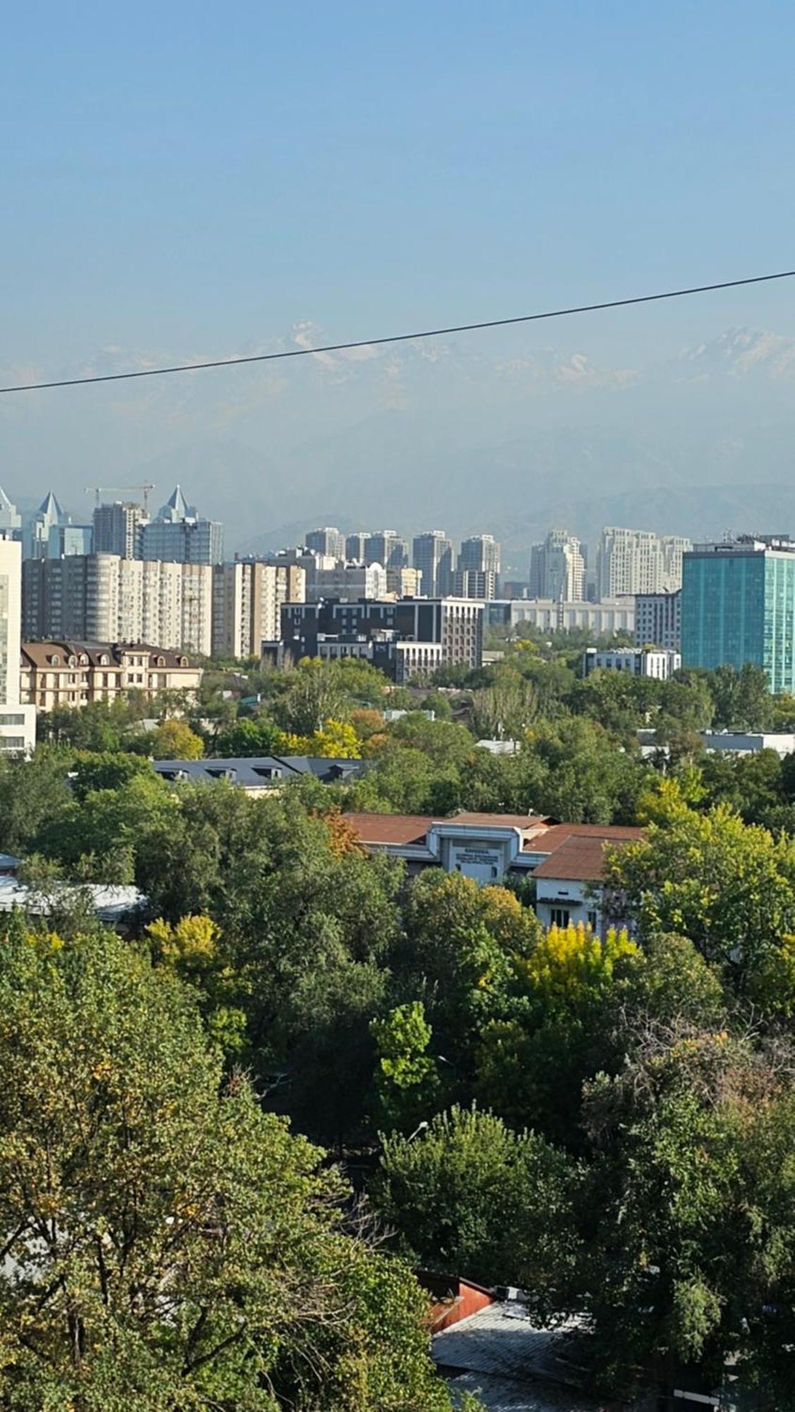 Новый Жк В Самом Центре Города Алма Ата Екстериор снимка